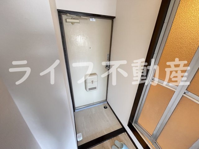 玄関　シンプルで使いやすい玄関です