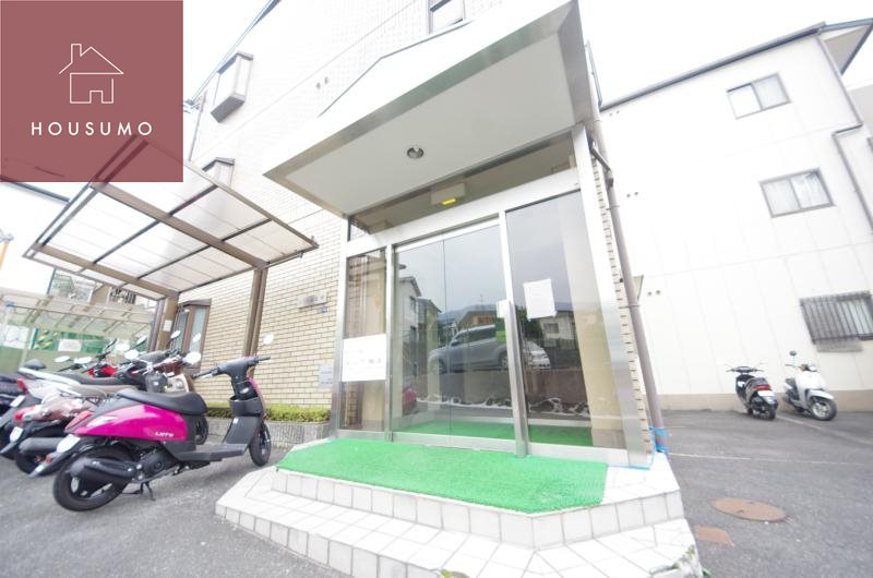 エントランス　ゆとりのあるエントランスです