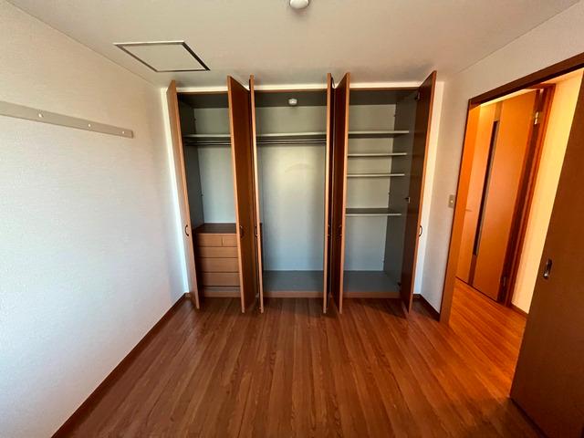 収納　クローゼット