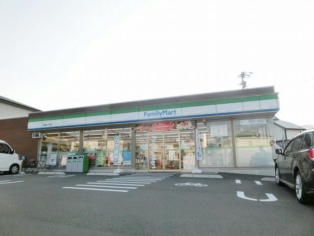 コンビニ　ファミリーマート／海老津一丁目店（コンビニ）まで790m