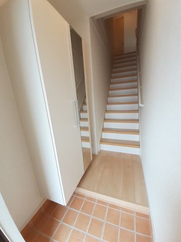 玄関　明るい玄関です