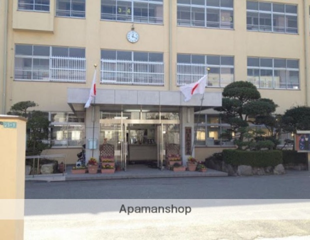 小学校　福岡市立小学校美和台小学校（小学校）まで646m