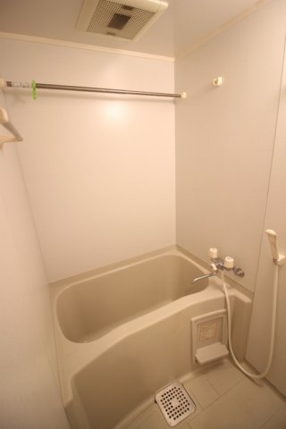 バス・シャワールーム　お風呂です