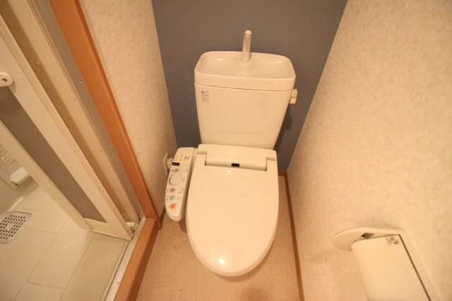 トイレ　シンプルで使いやすいトイレです