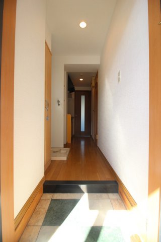 玄関　明るい玄関です