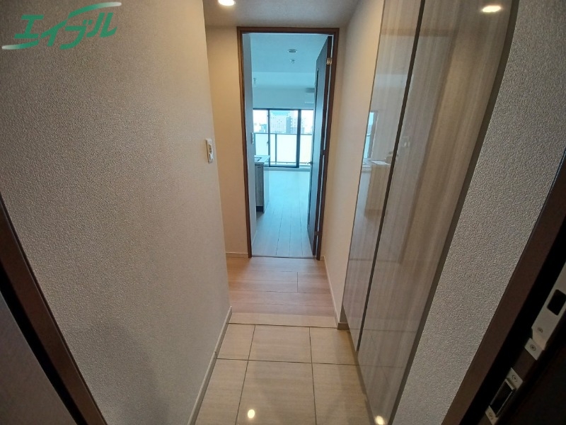 玄関　別部屋参照