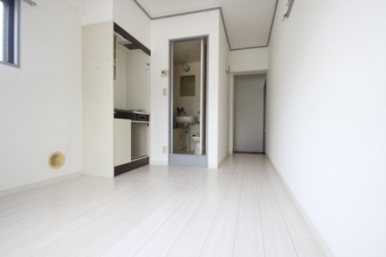 玄関　※別部屋の写真です