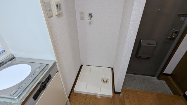 その他設備　洗濯機置場