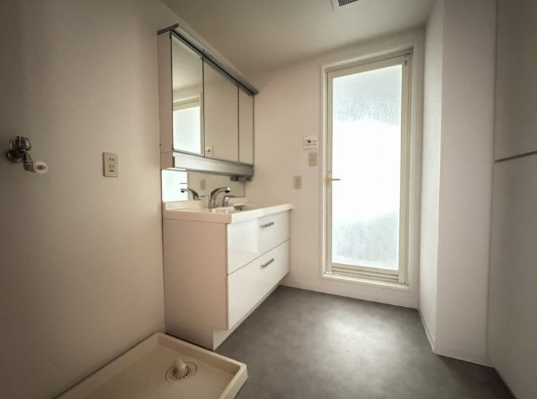 洗面設備　洗面所です