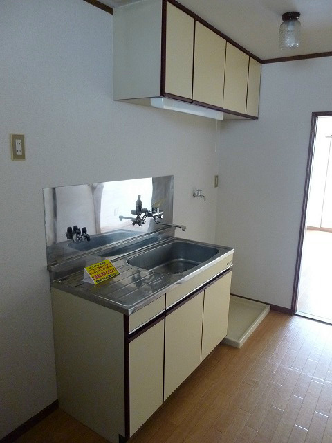 キッチン　写真は203号室です