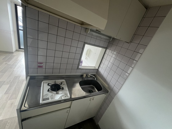 キッチン　※別部屋の写真です