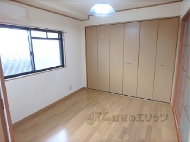 居室・リビング　洋室