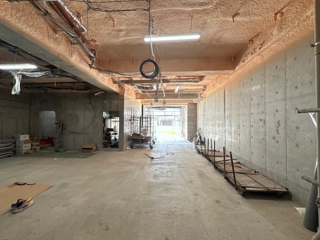 ロビー　建築中