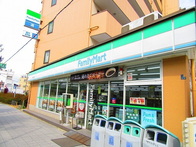 コンビニ　ファミリーマート福町二丁目店（コンビニ）まで459m