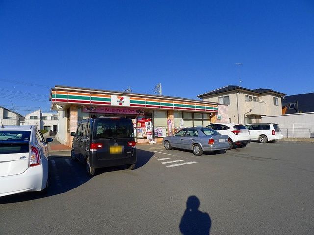 コンビニ　セブンイレブン館林花山町店（コンビニ）まで210m