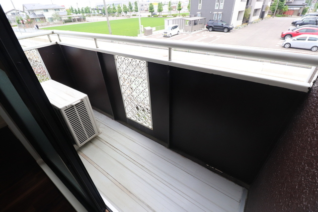 バルコニー　バルコニー