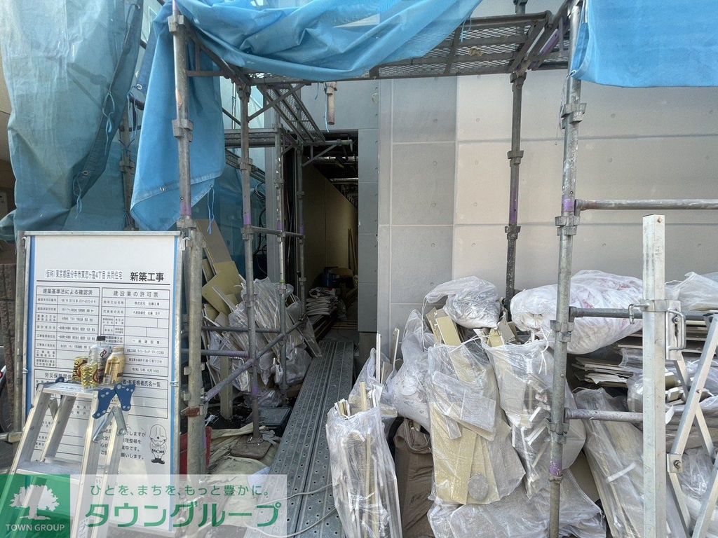 ロビー　駐車場