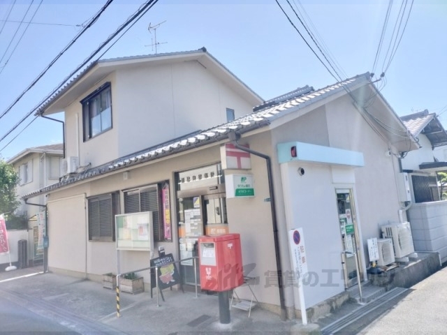 郵便局　斑鳩興留郵便局（郵便局）まで650m