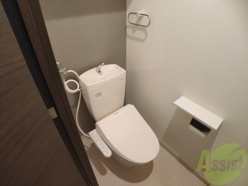 トイレ　トイレです。ウォシュレット付を探している方、おすすめです。