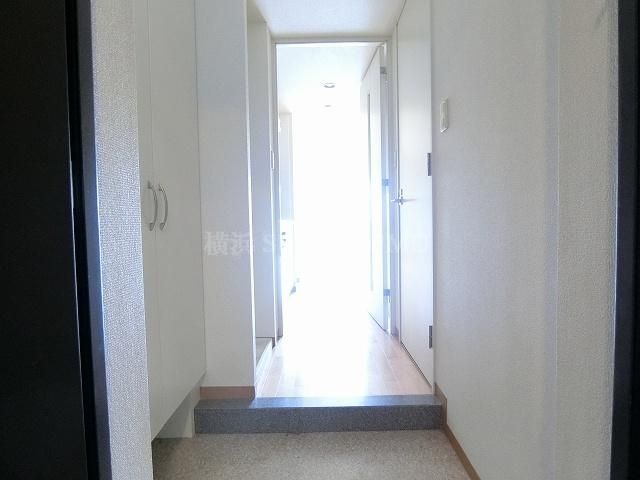 玄関　Daffitto横濱台町