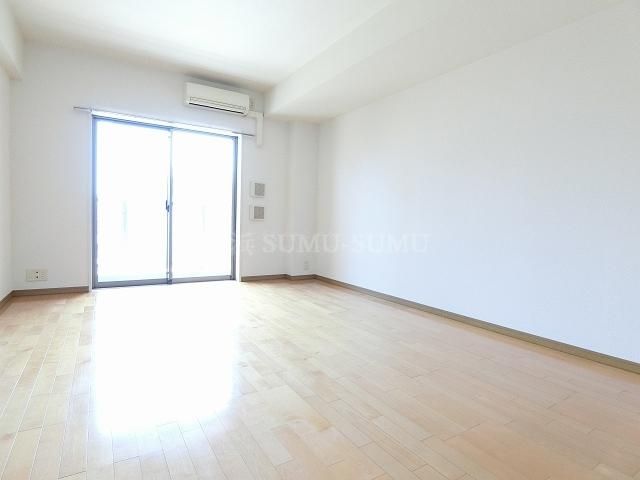 居室・リビング　Daffitto横濱台町