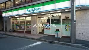 コンビニ　ファミリーマート鶴屋町店（コンビニ）まで160m