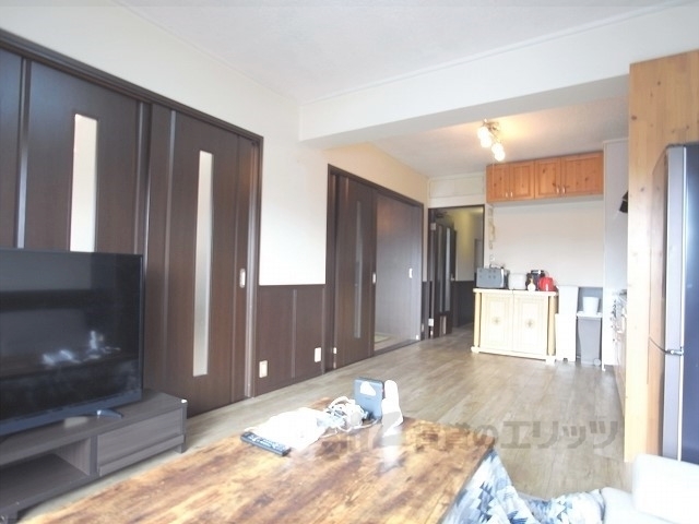 居室・リビング　リビング