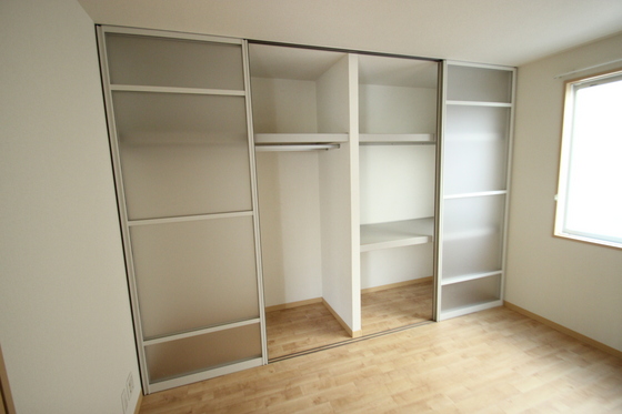 収納　※別部屋の写真です