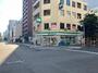 コンビニ　ファミリーマート 錦長島町店（コンビニ）まで55m