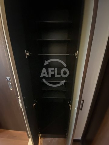 収納　プレジオ弁天町EURO（プレジオ弁天町ユーロ）　玄関収納