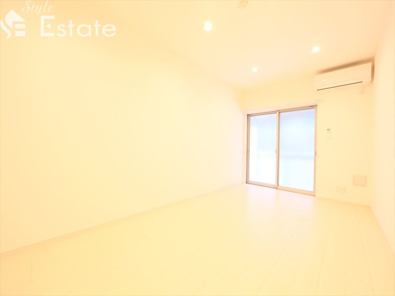 居室・リビング　内装