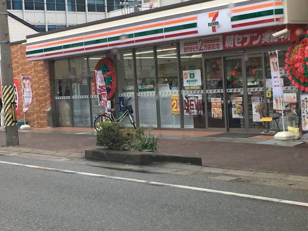 コンビニ　セブン-イレブン 明石樽屋町東店（コンビニ）まで132m