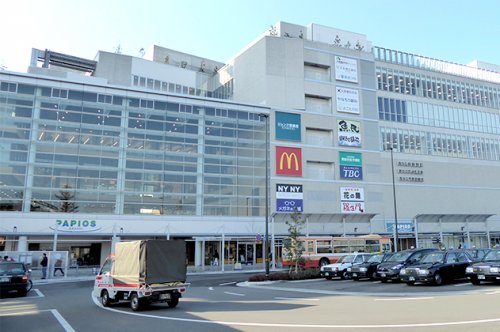ショッピングセンター　パピオスあかし（ショッピングセンター）まで587m