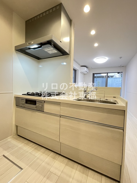 キッチン　作業スペース広々♪システムキッチン♪