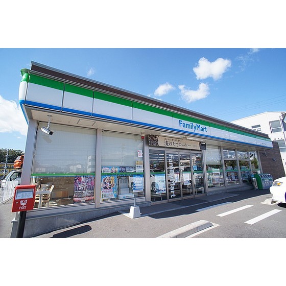 コンビニ　ファミリーマート郡山インター店（コンビニ）まで105m