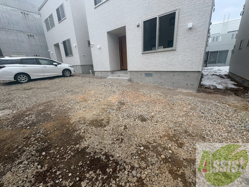 駐車場　駐車場