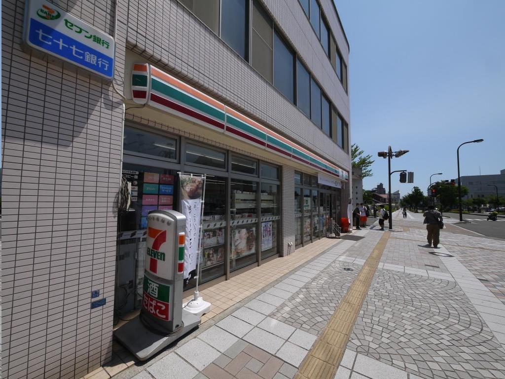 コンビニ　セブンイレブン仙台榴岡5丁目店（コンビニ）まで519m