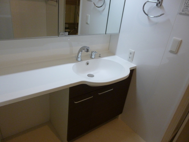 洗面設備　洗髪洗面化粧台