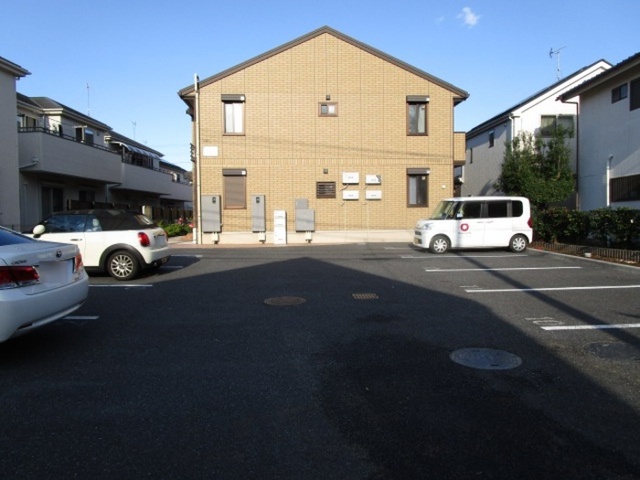 駐車場　駐車場（要空き確認）