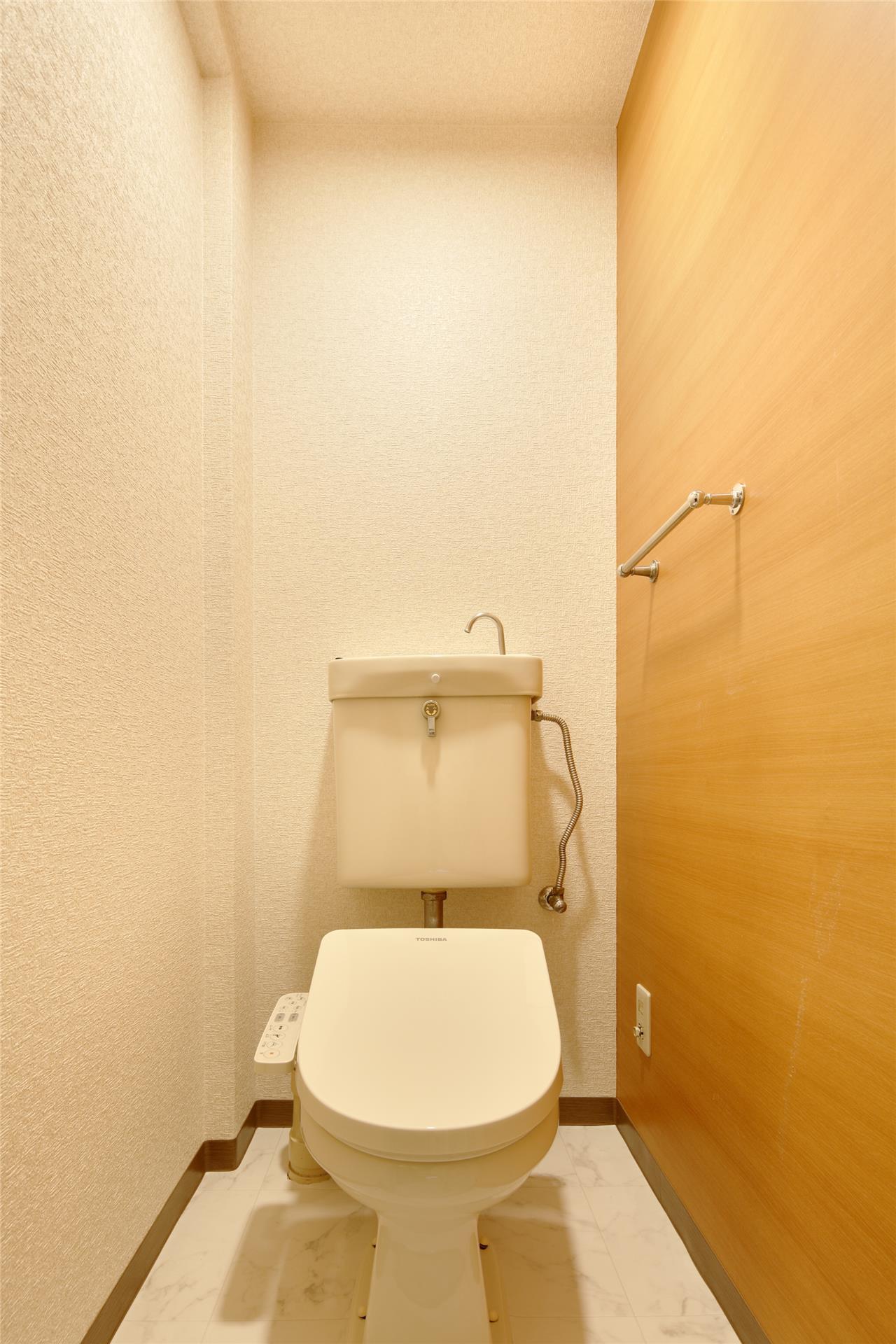 トイレ　トイレ（部屋タイプによって、異なります）