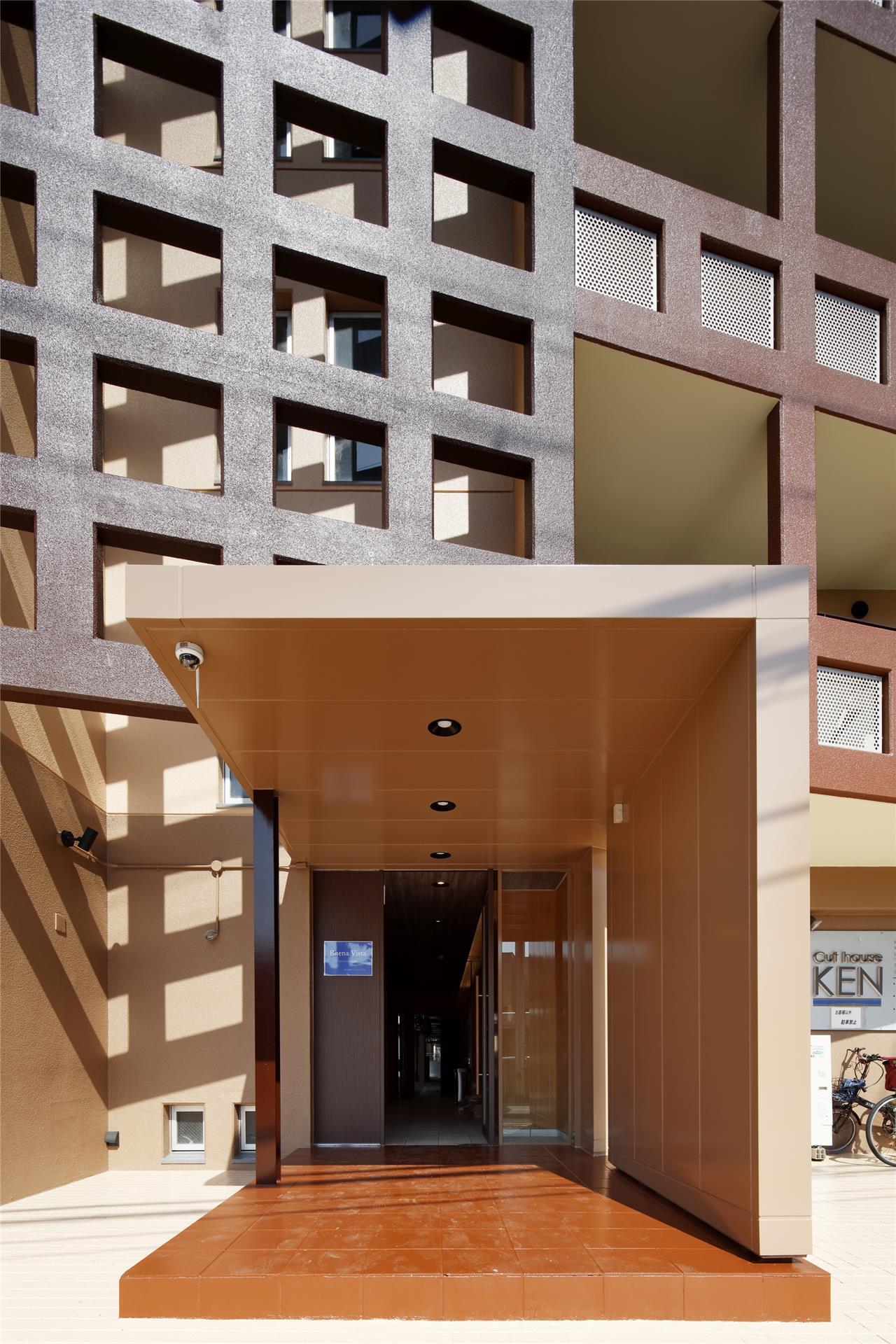 エントランス　外観