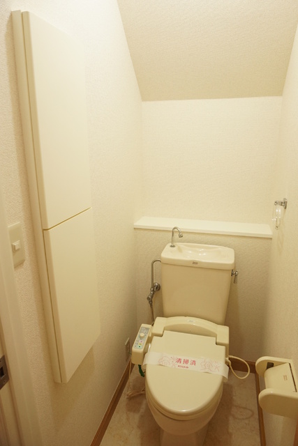 トイレ　快適な洗浄機能付便座！