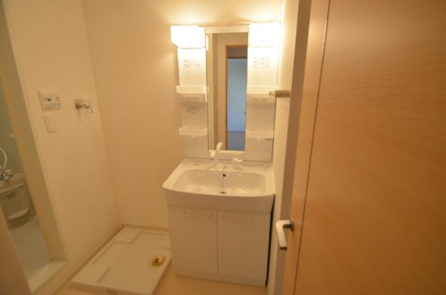 洗面設備　本格的な洗面台です☆