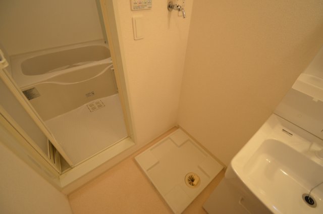 その他　こちらは洗濯機置き場です☆