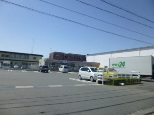 コンビニ　セブンイレブン 磐田鳥之瀬店（コンビニ）まで461m