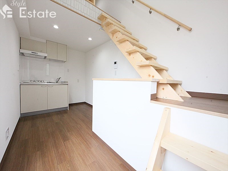 居室・リビング　内装