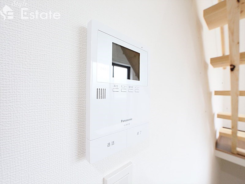 セキュリティ　モニター付きインターホン