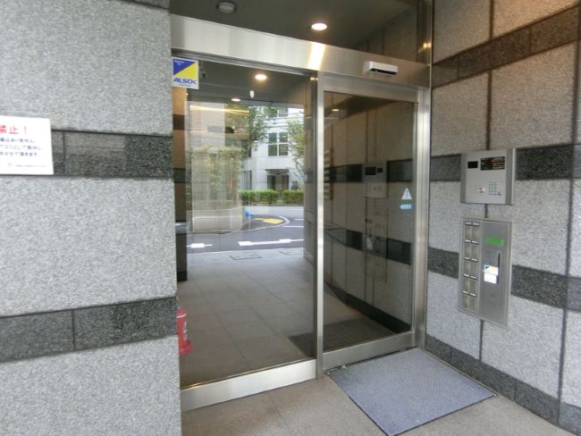 エントランス　エントランス