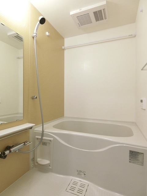 バス・シャワールーム　図面と現状に相違がある場合には現状を優先