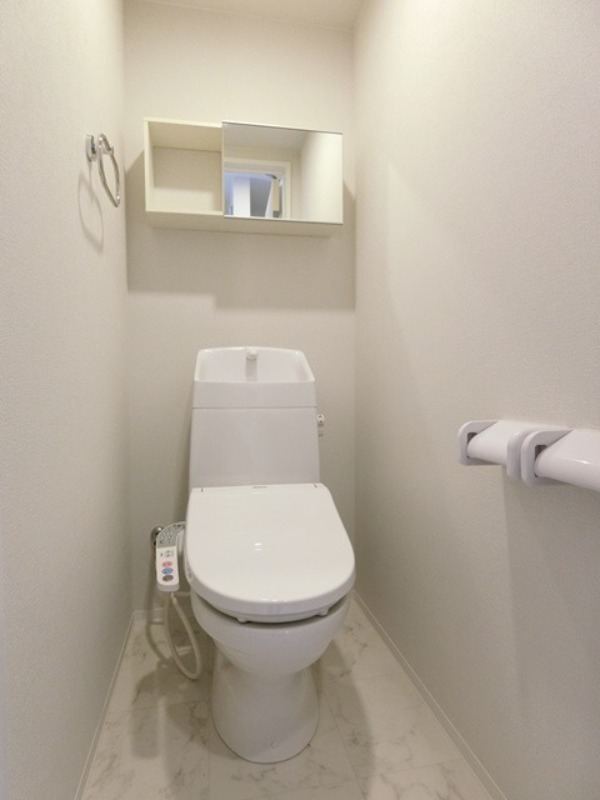 トイレ　図面と現状に相違がある場合には現状を優先